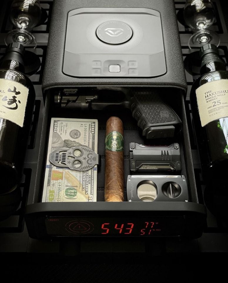 ✦VAULTEK SMART STATION Series