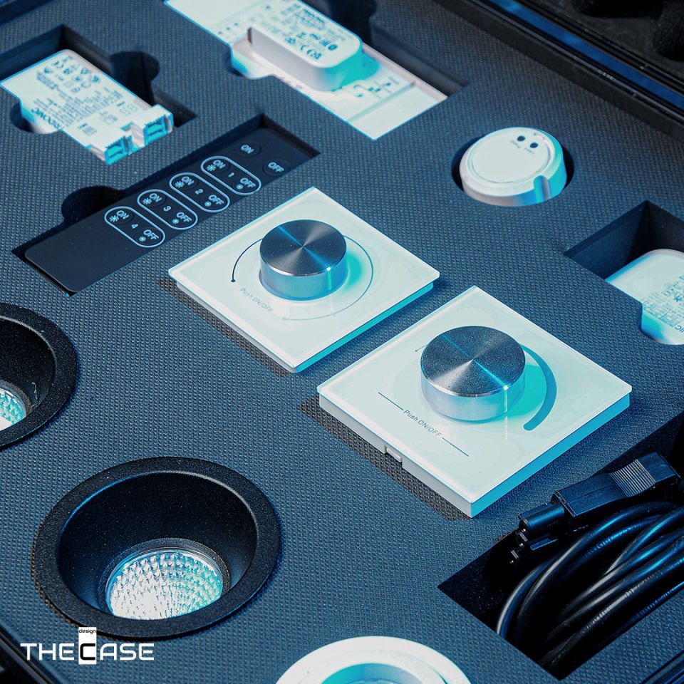 ✦Aydınlatma Ekipmanları Sunum Çantası