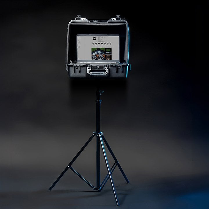 Tripod'a Bağlanan Laptop Çantaları